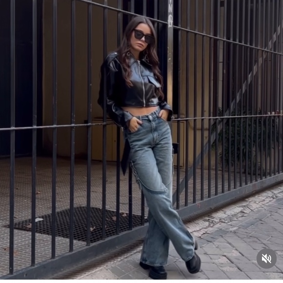 Zara TRF WIDE LEG BUCKLE JEANS - Picture 10 of 16